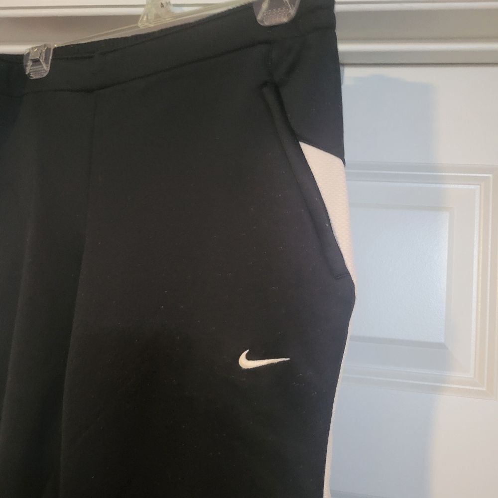 Nike Vintage Womens pull on athletic pant Medium - Picture 3 of 5